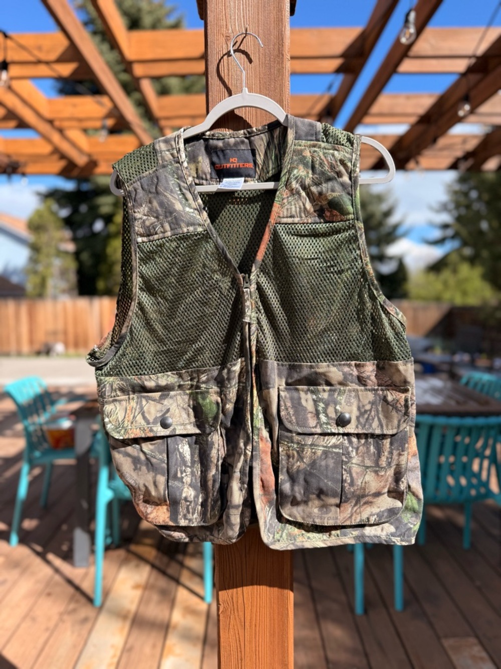 Outdoor Camo Hunting Vest - Mesh Panel Utility Vest